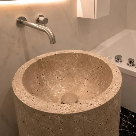 Ventuno Dei Luxury Via Cola Di Rienzo Pensjonat 4*