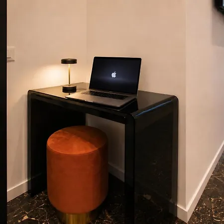 Ventuno Dei Luxury Via Cola Di Rienzo 4* Rzym